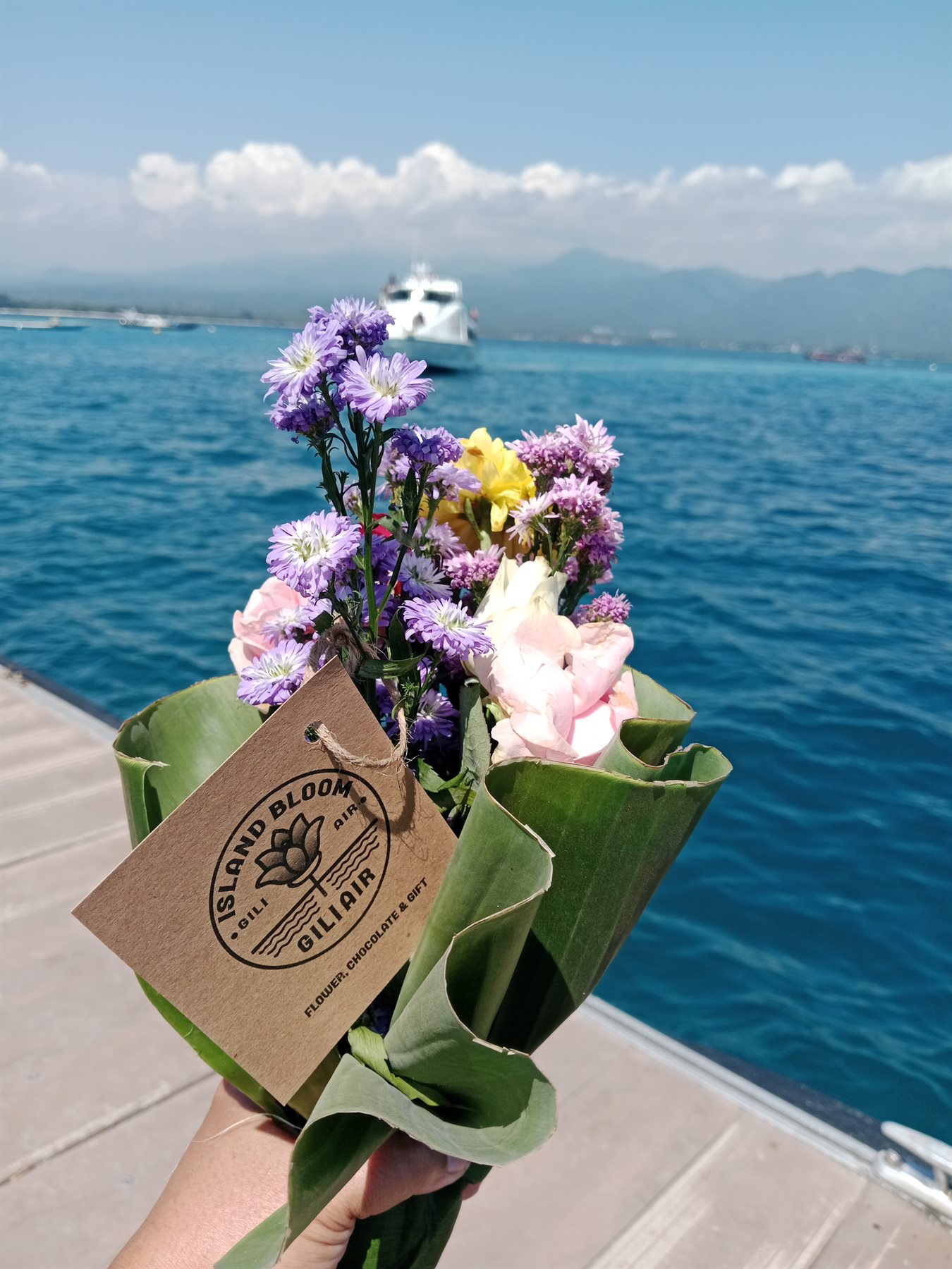 Bouquet by the sea on Gili Air